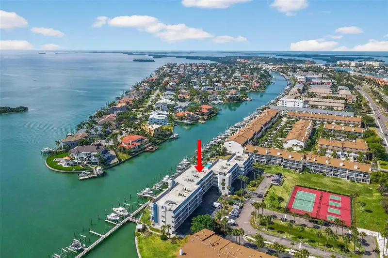 363 Pinellas Bayway S #42, FL