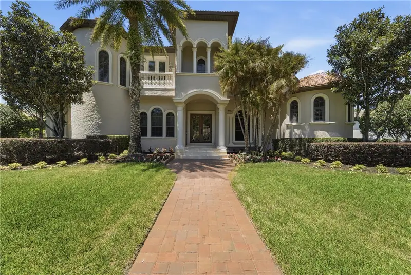 9222 Tibet Pointe Cir, FL