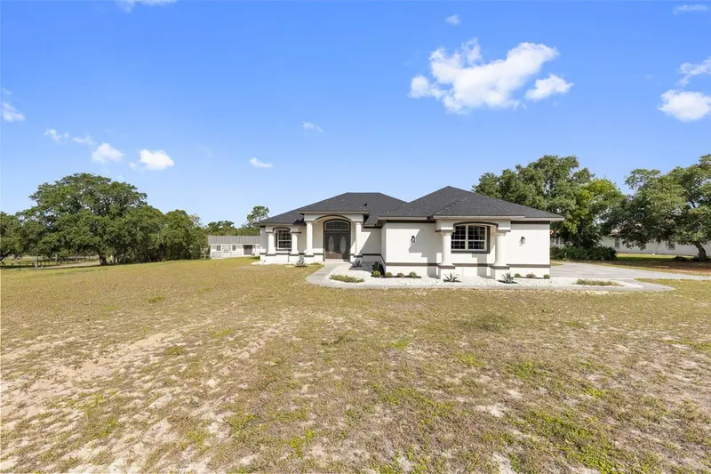 17545 Glenda Dr, FL