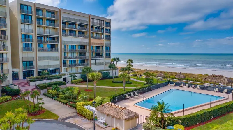 1430 Gulf Blvd #404, FL