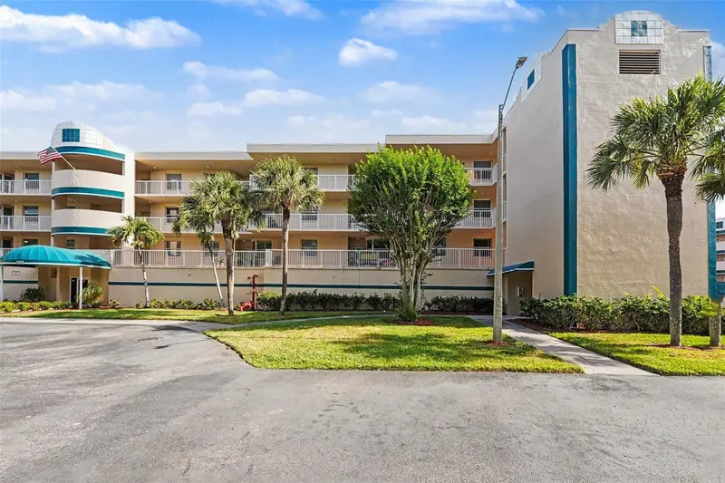 6205 Shoreline Dr #1106, FL