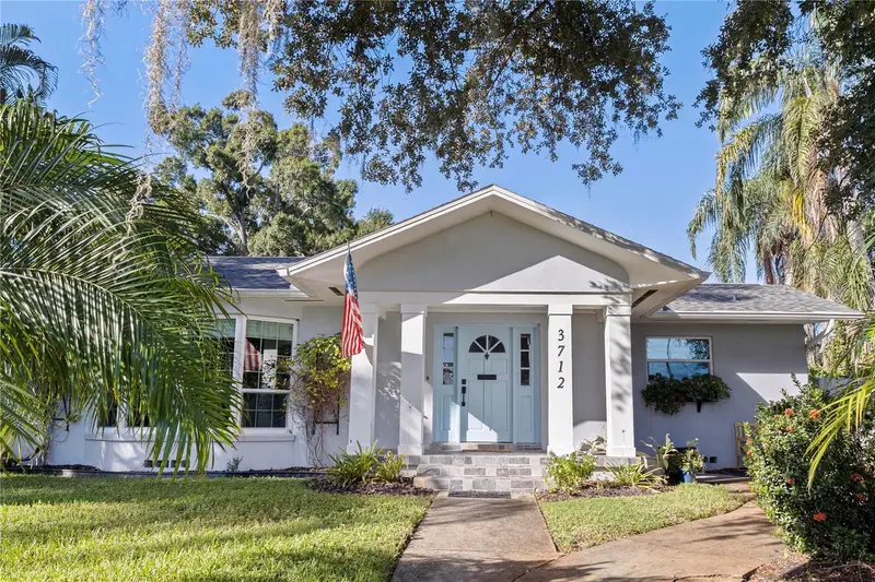 3712 Foster Hill Dr N, FL