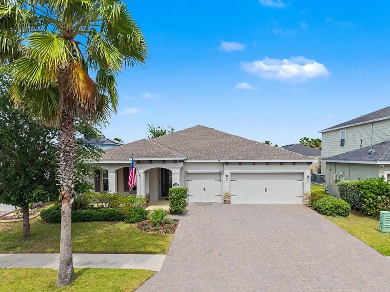 11626 Lake Lucaya Dr, FL