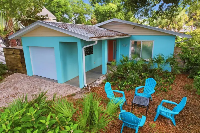 845 Highland St, FL