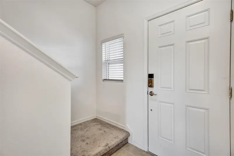 1325 N Anchor Bend Way, FL