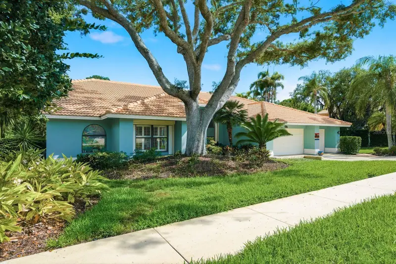 3930 Tarian Ct, FL