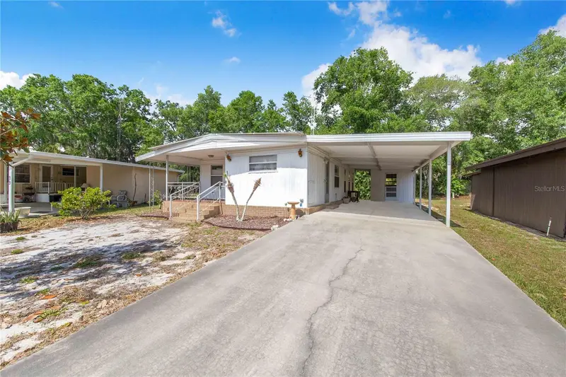 31 Woodland Cir, FL