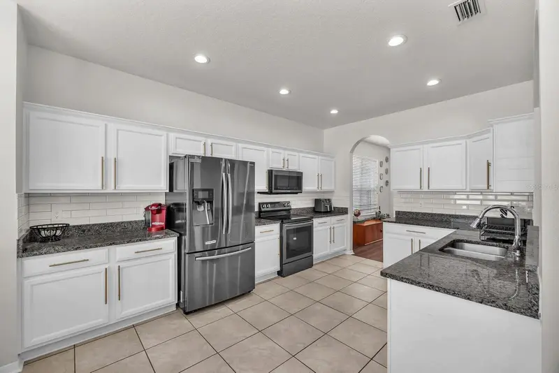9625 Baton Rouge Ln, FL