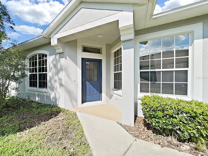 6077 Sandhill Ridge Dr, FL