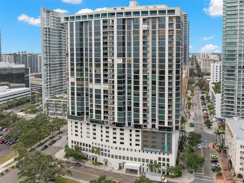 1 Beach Dr Se #2109, FL