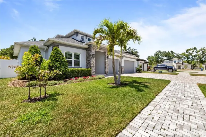 201 Larocca Ct, FL