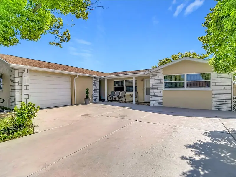 4237 Headsail Drive, FL