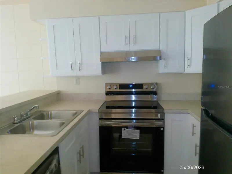 920 W Carole St, FL
