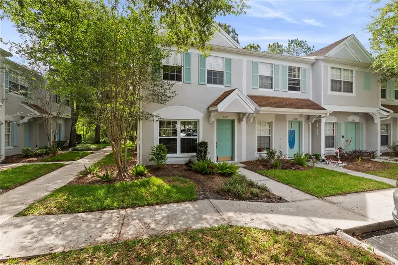 8671 Hunters Key Cir #8671, FL