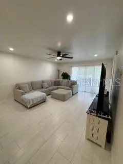 6122 Curry Ford Rd #241, FL