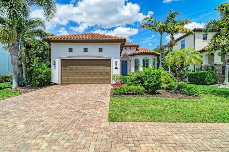 5819 Title Row Dr, FL