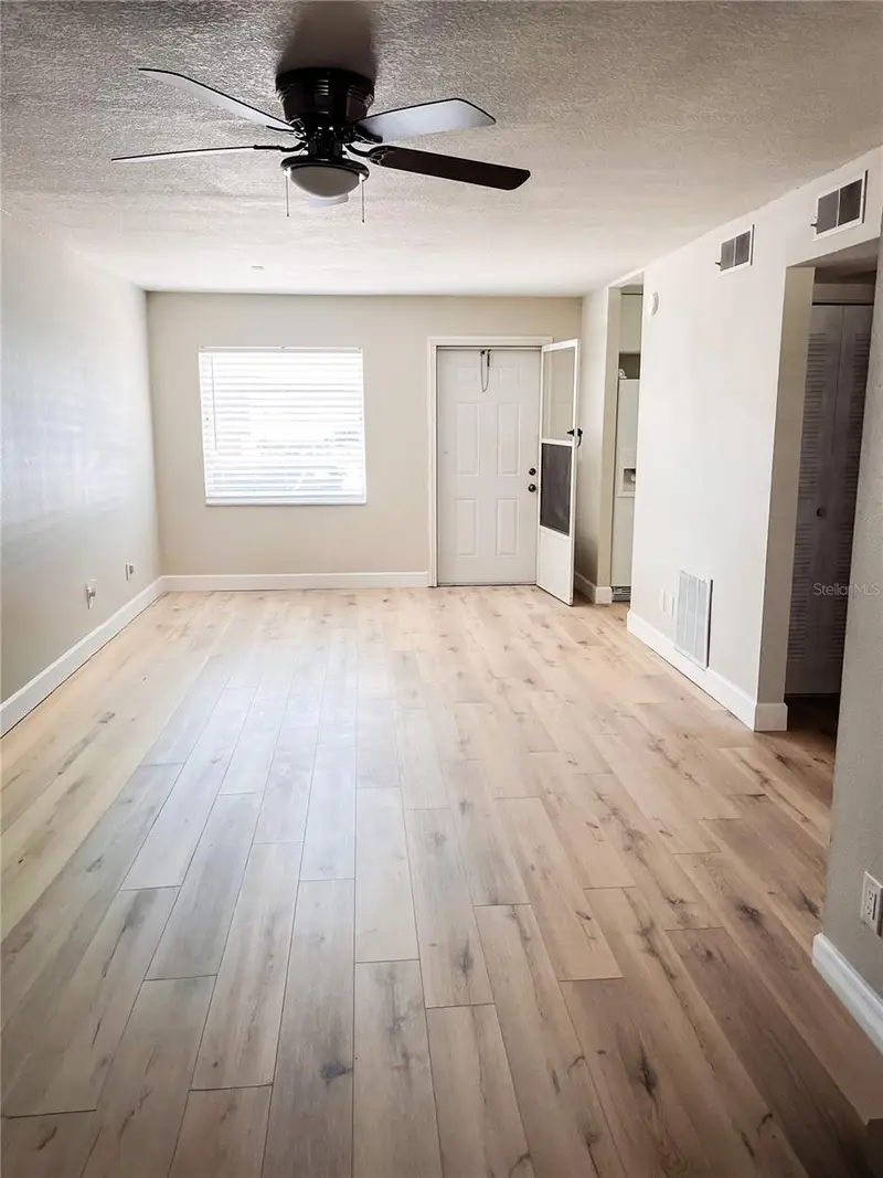 24862 Us Highway 19 N #1602, FL