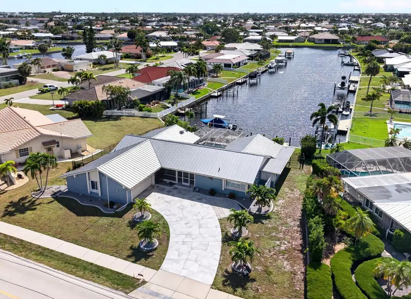 586 Bal Harbor Blvd, FL