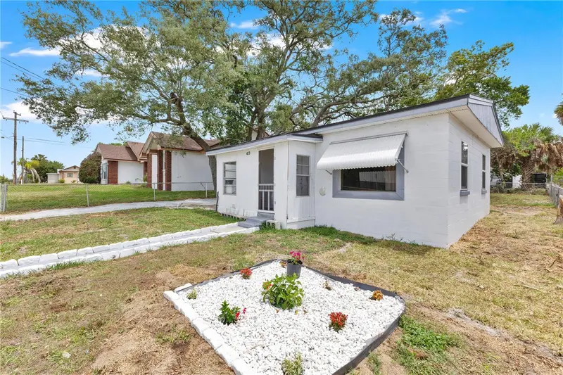 423 N 5th St, FL