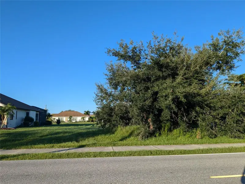1327 Rio De Janeiro Ave, FL
