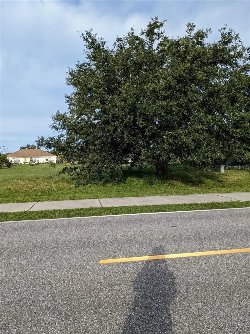 1327 Rio De Janeiro Ave, FL