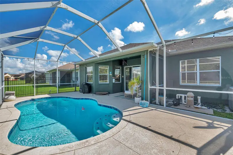 4641 Rolling Green Dr, FL
