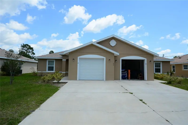 33 Rosecroft Ln #B, FL