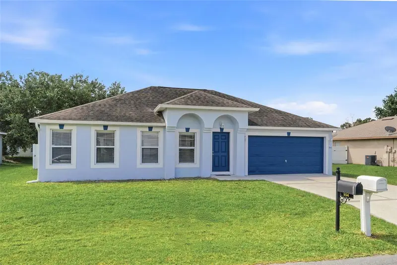 955 Louvre Ct, FL