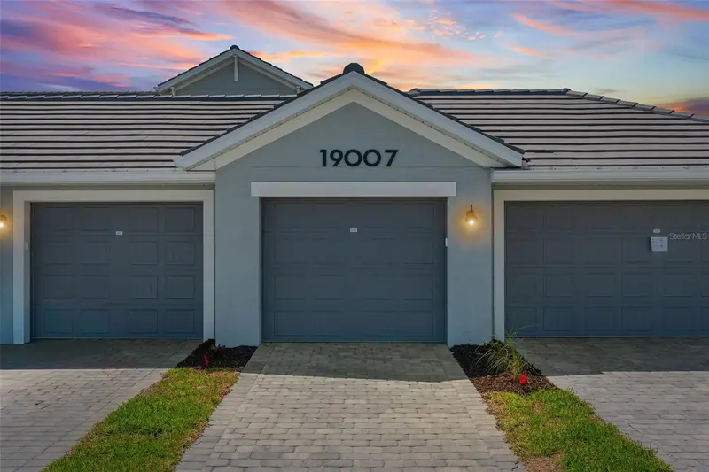 19007 Scallop Loop #108, FL