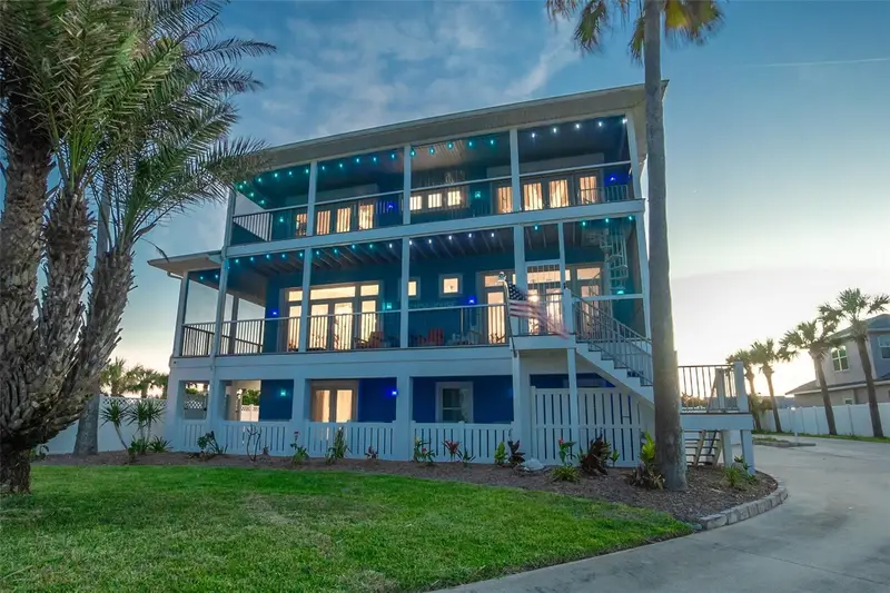 1807 N Central Ave, FL