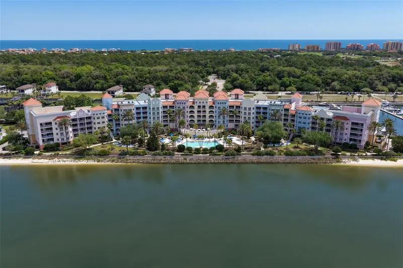102 Yacht Harbor Dr #371, FL