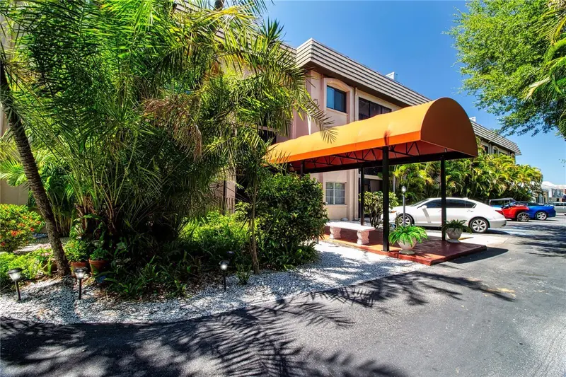 3700 S Osprey Ave #216, FL