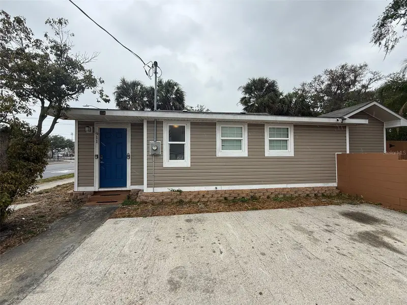 907 N Wabash Ave, FL