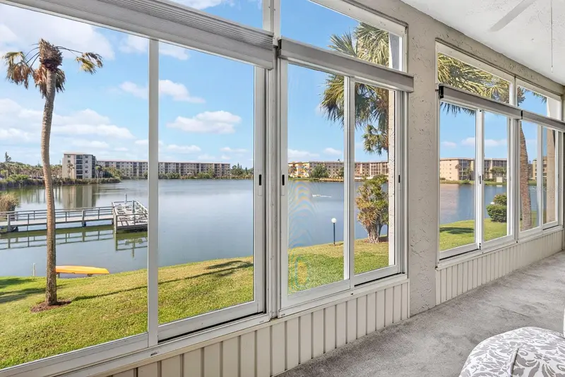 3344 Lake Bayshore Dr #P205, FL