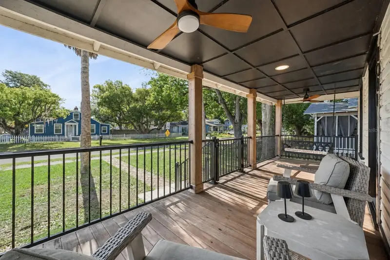 1000 S Laurel Ave, FL