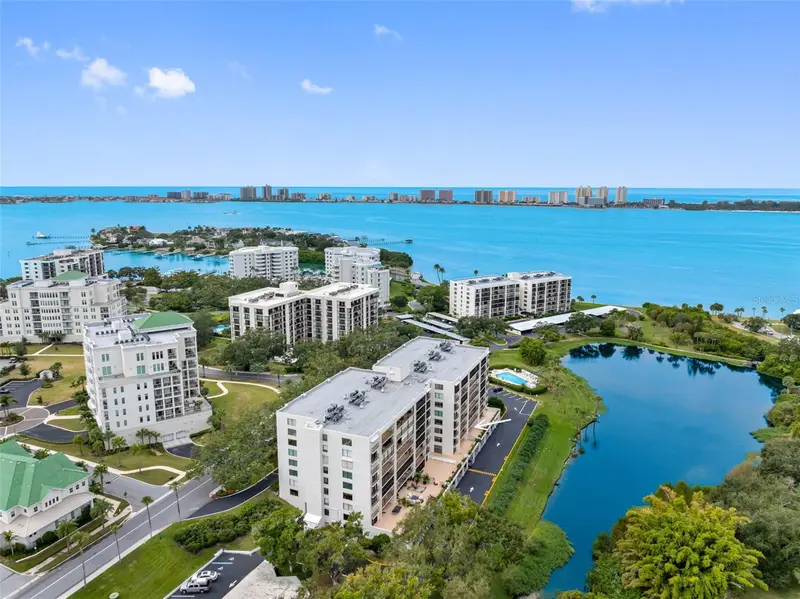220 Belleview Blvd #108, FL