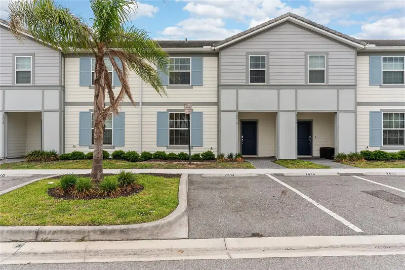 7614 Oak Spring Ln, FL