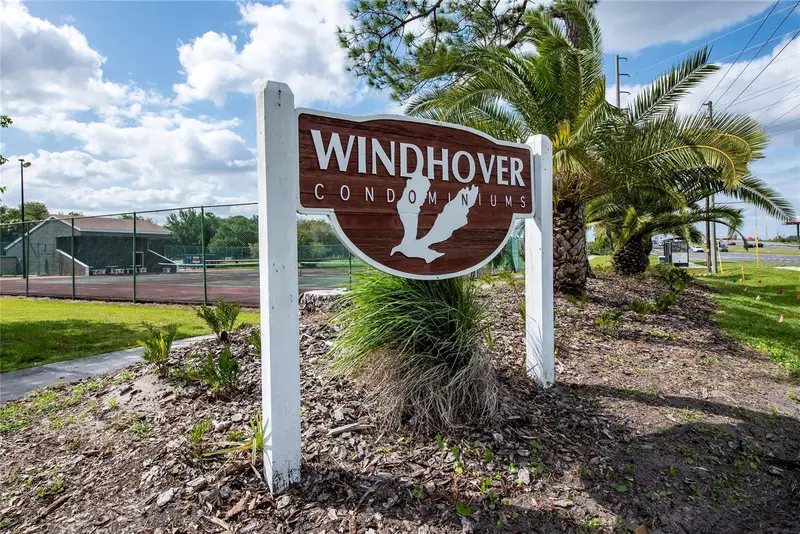 5973 Windhover Dr #E06, FL