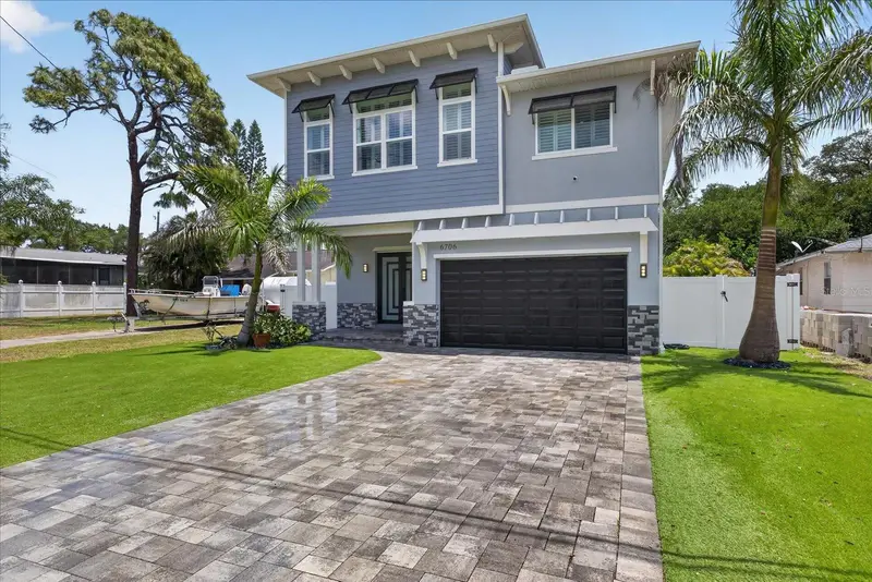 6706 S Sterling Ave, FL