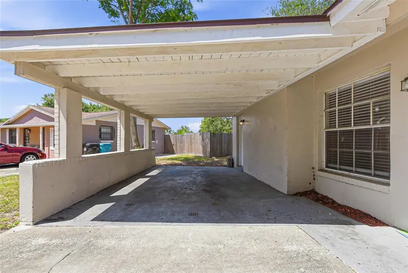 1729 Flores Ct, FL