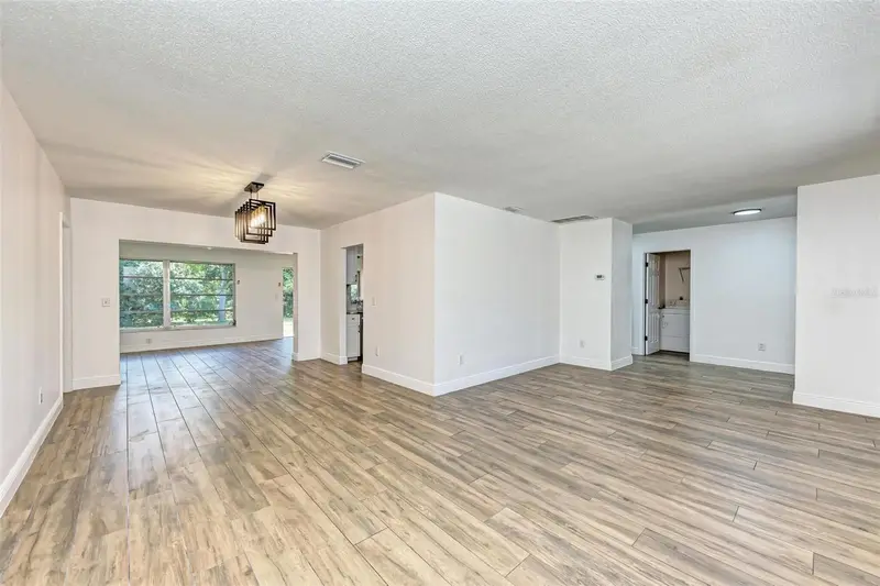 3120 Guadalupe Dr, FL