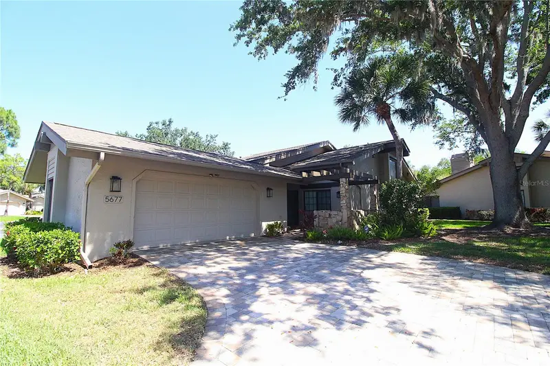 5677 Pipers Waite #41, FL
