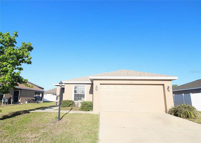 2211 11th Ave E, FL