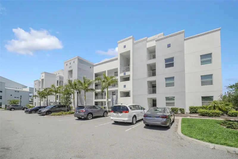 4721 Clock Tower Dr #304, FL