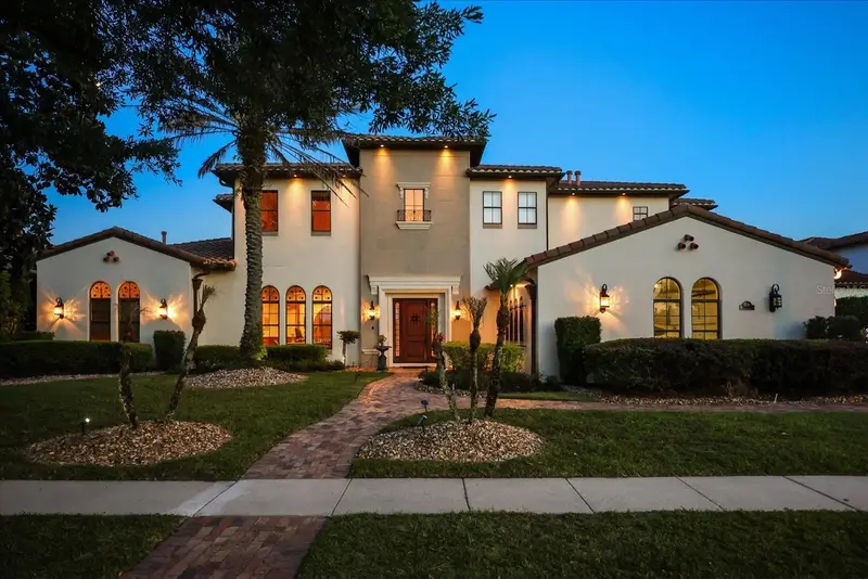 1136 Lake Whitney Dr, FL