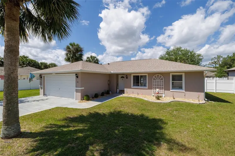 22 Prospect Ln, FL