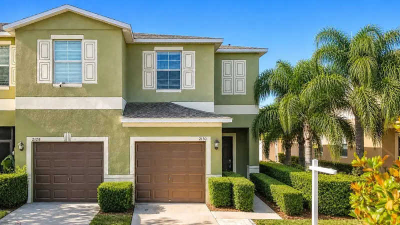 2130 Golden Falcon Dr, FL