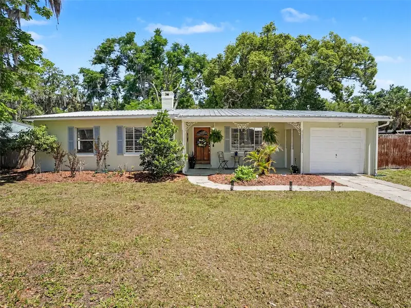 315 W 11th Ave, FL