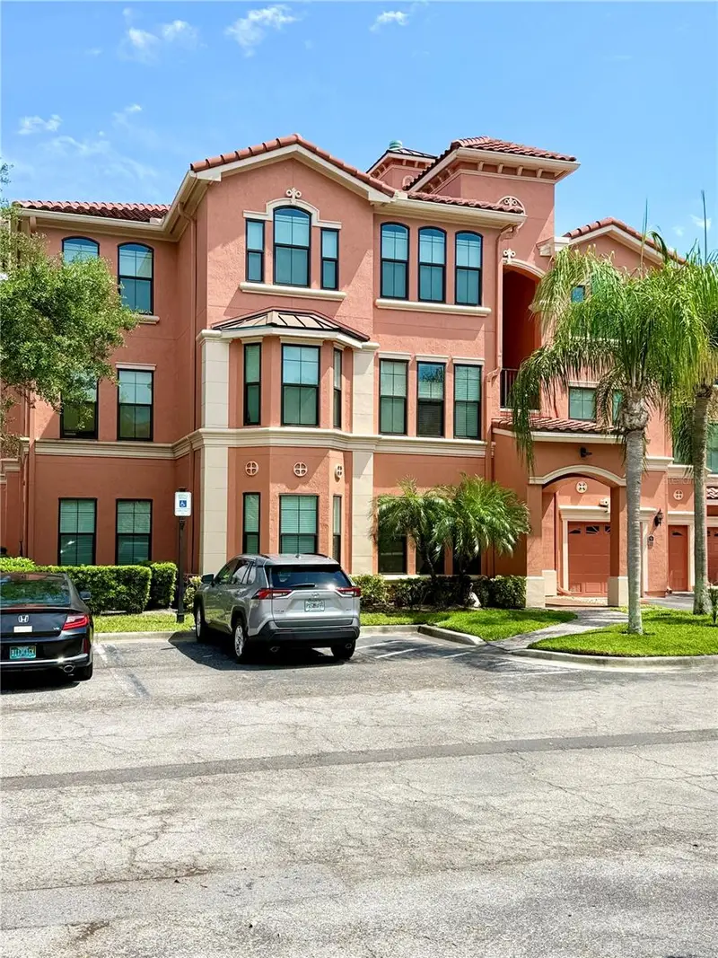 2747 Via Capri #1126, FL