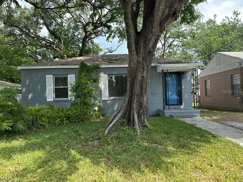 815 W Plymouth St, FL